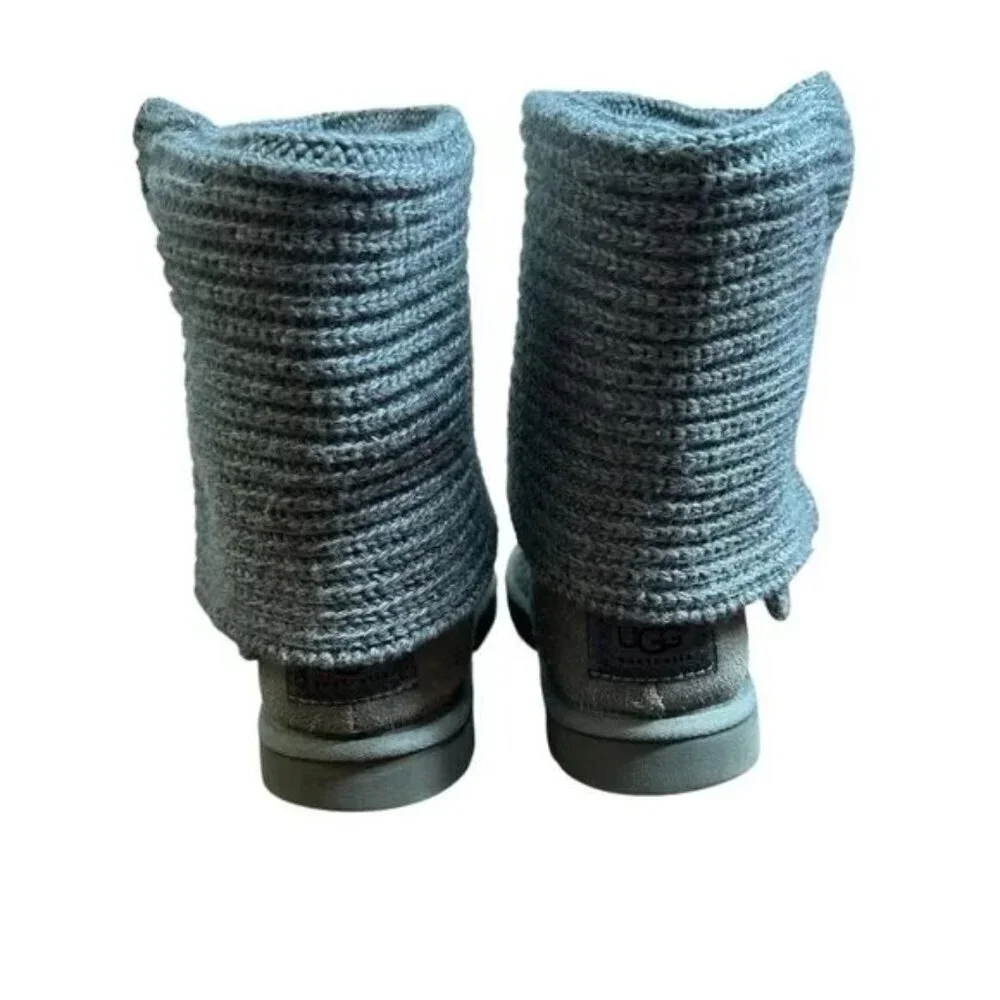 UGG Classic Cardy Knit Boots Gray Women’s Size 6